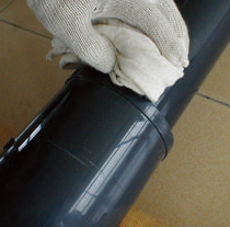 8、擦掉溢出的粘合劑